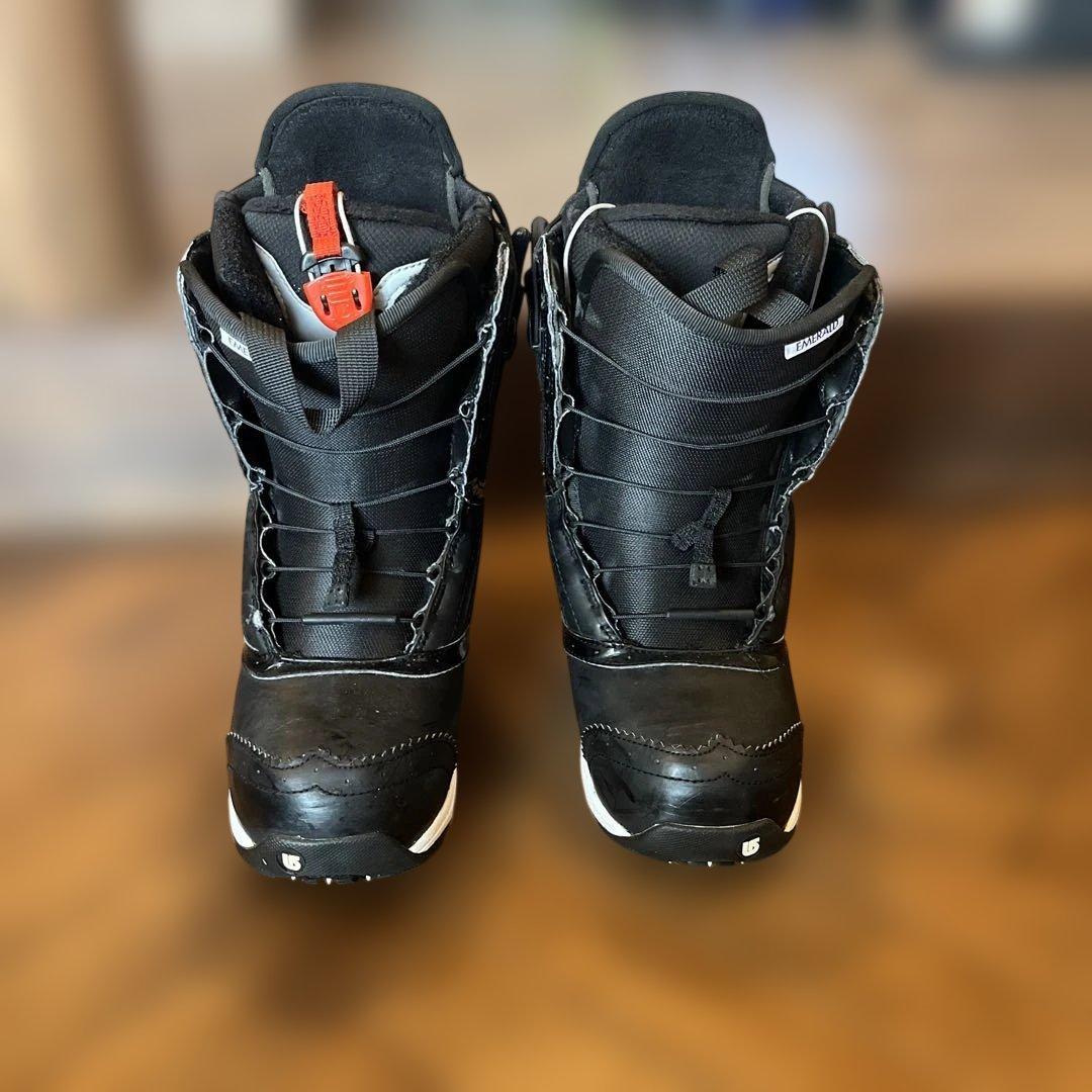 Burton EMERALD ASIAN FIT 24センチ