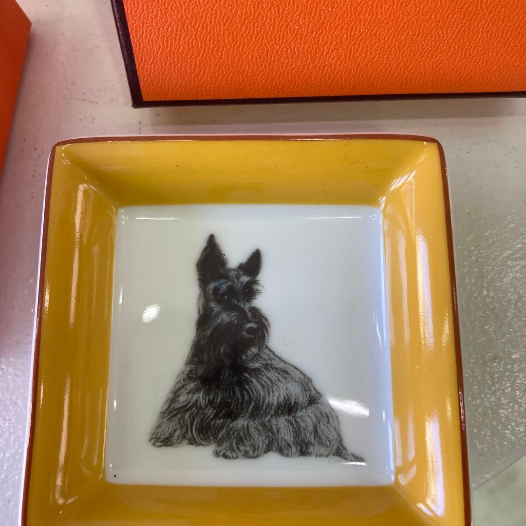新品エルメスHERMES置物インテリアトレー！プレートワンちゃん！！
