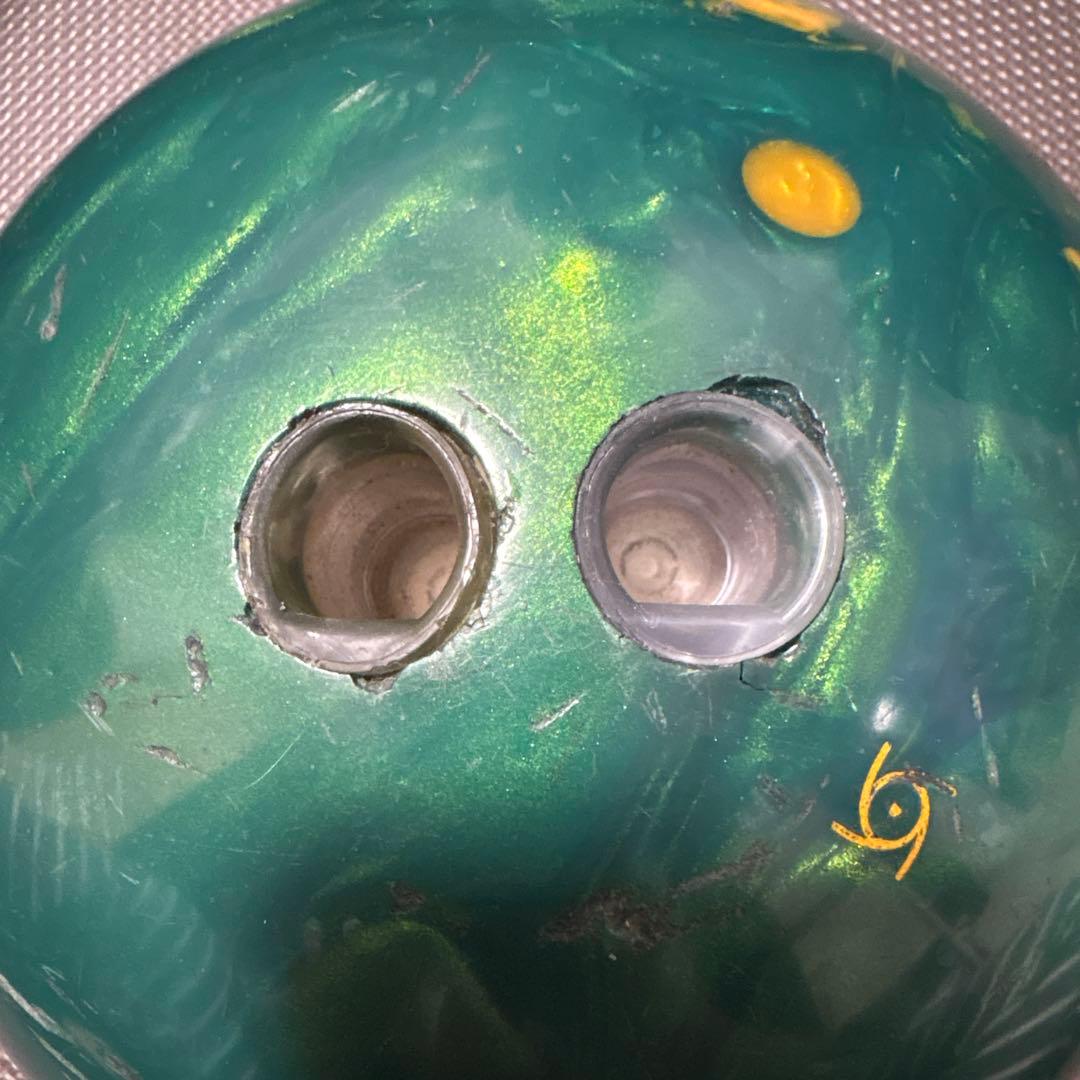 ULTRA BITE ボウリングボール