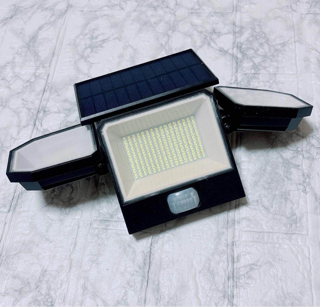 ソーラーライト 屋外 センサーライト 3つ知能モード 照明角度>300°