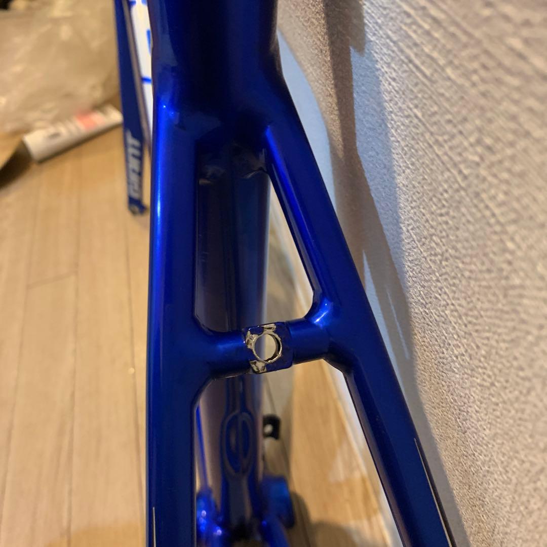 ジャイアント　TCR0 ロードバイクフレーム 青