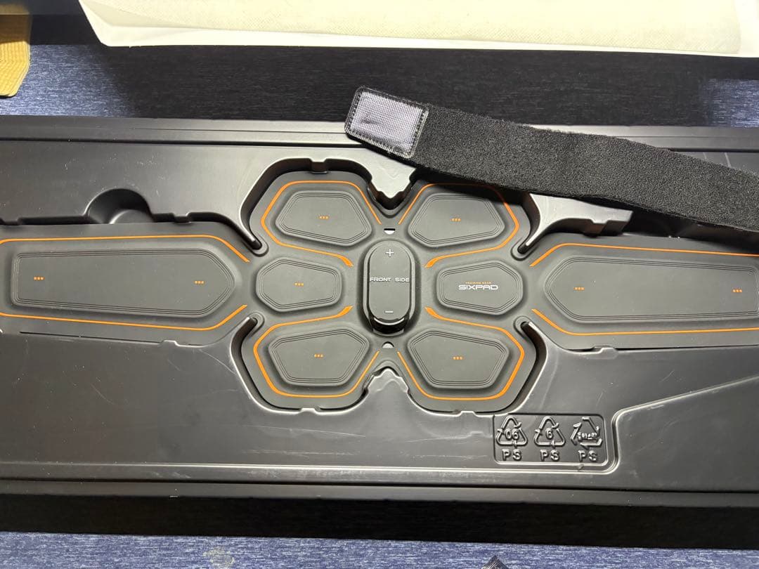 【新年度限定大セール】【美品】新品パッド付　sixpaアブズベルト　S/M/L