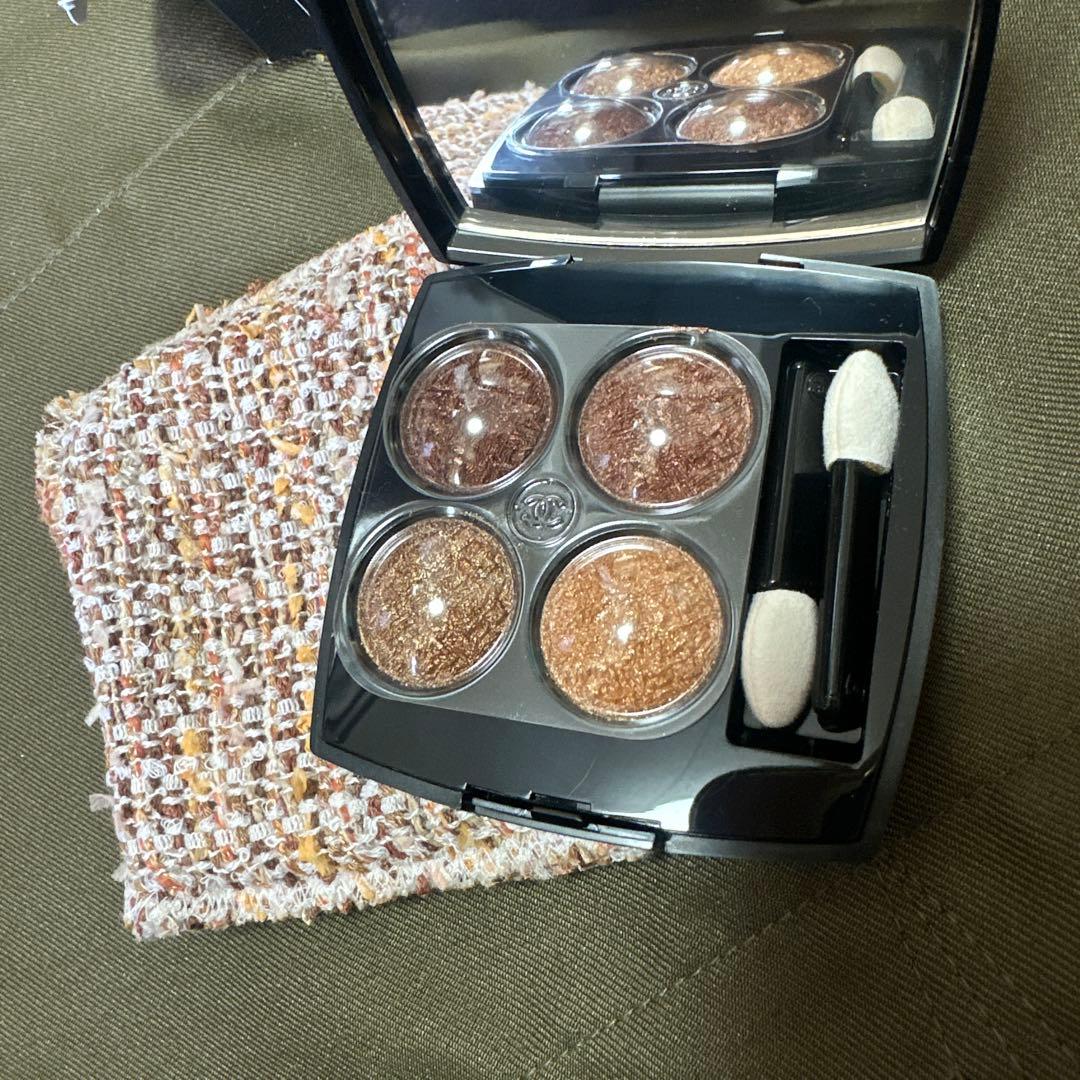 CHANEL　レキャトルオンブルツイード01