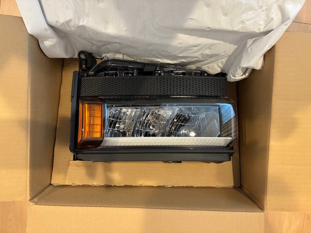 【即売価格】ランクル250VX 未使用 純正ヘッドライト 2個セット