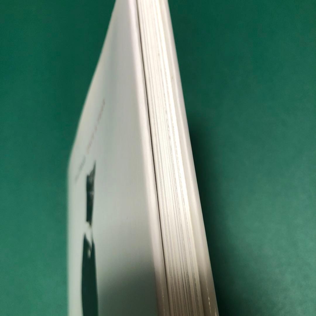 アート・デザイン・音楽 ONCE A YEAR by Axel Hoedt