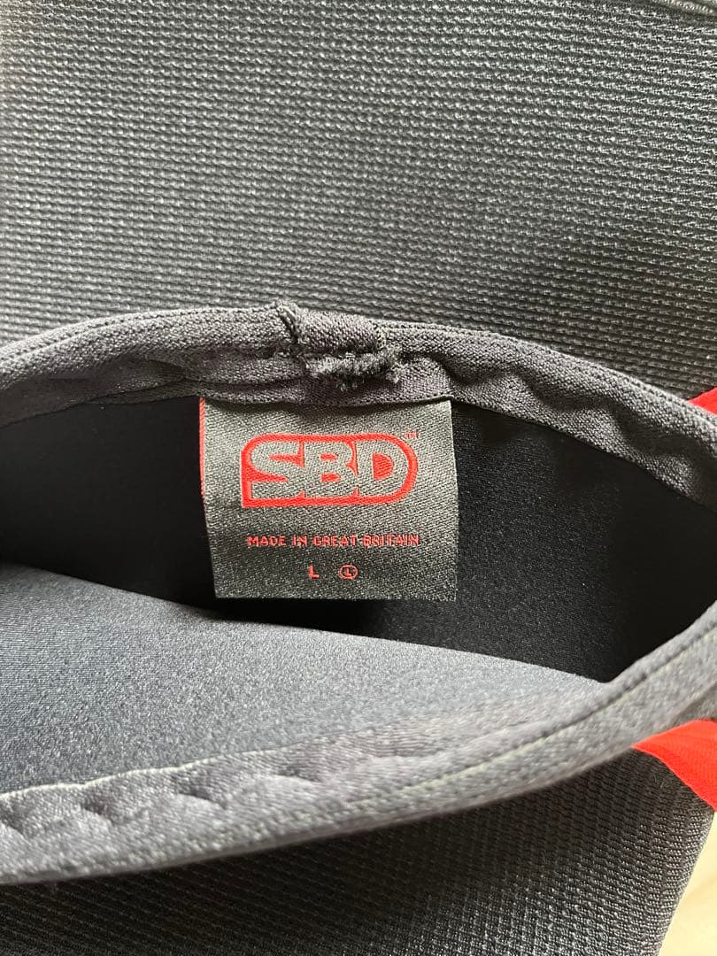【美品・正規品】SBD ニースリーブ Lサイズ 両膝用