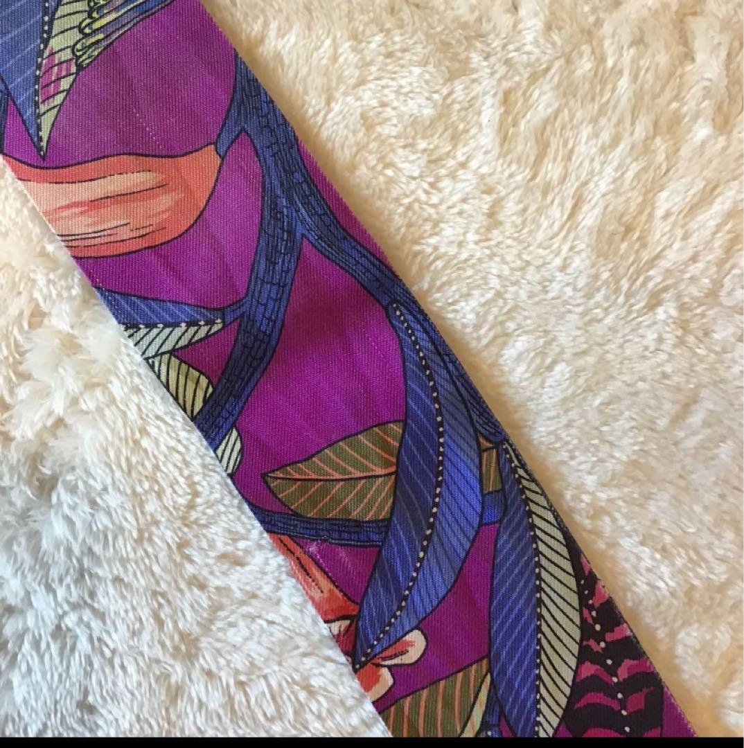 HERMES エルメス ツイリー シルク スカーフ　ツリーオブソング　タイニー