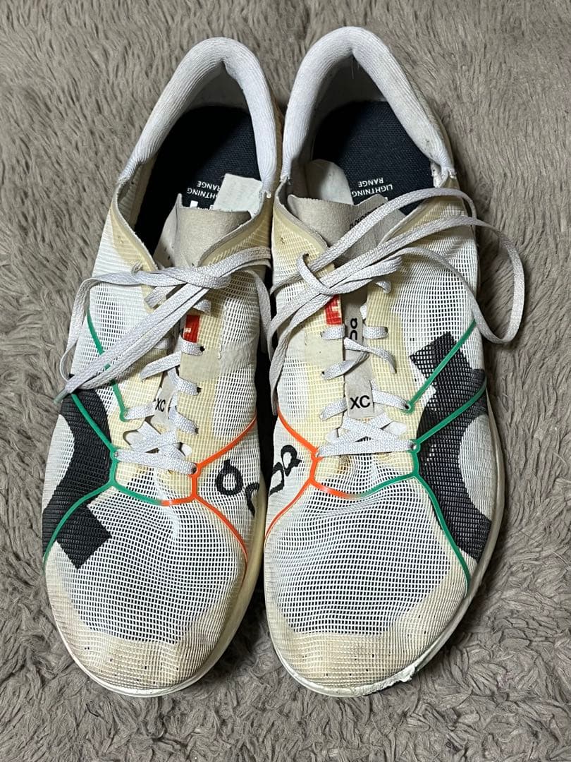 スパイク・シューズ Cloudspike XC 25.5cm