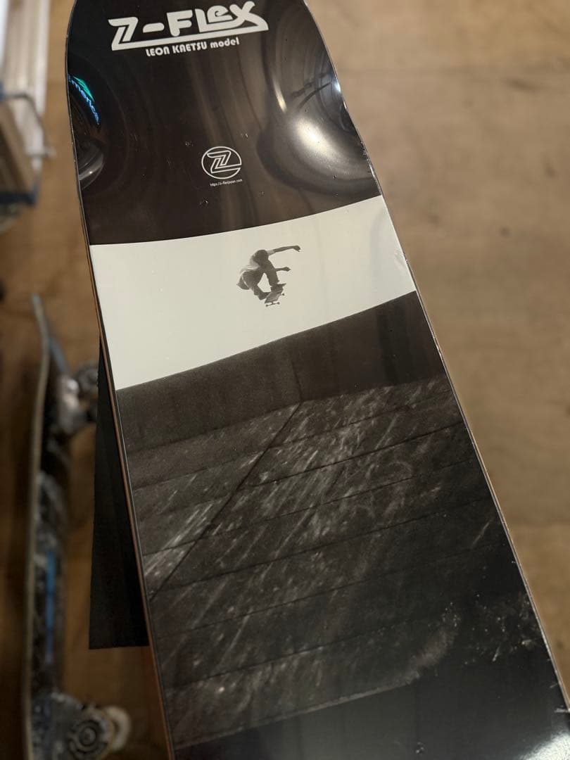 FESN Z-Flex LEON KAETSU デッキテープ無料付き