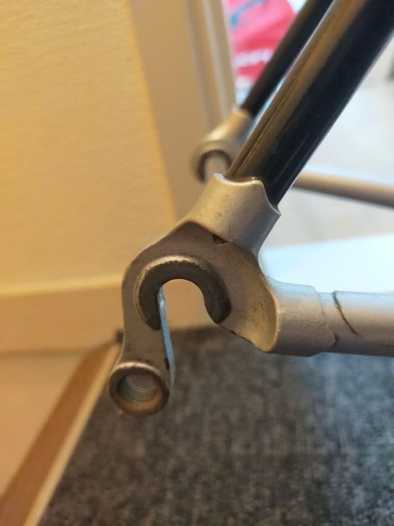 ロードバイク　フレーム