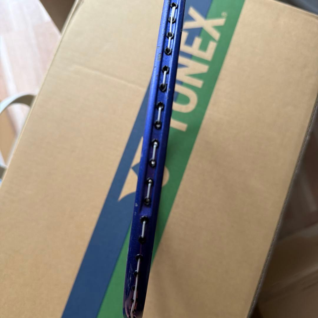 ヨネックス ISOMETRIC 250 バドミントンラケット