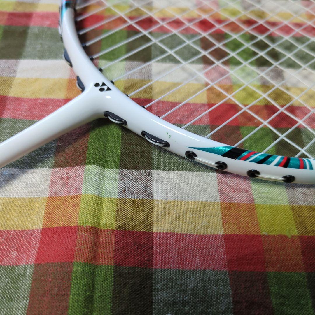 週末割　YONEX　NANORAY 250　バドミントンラケット