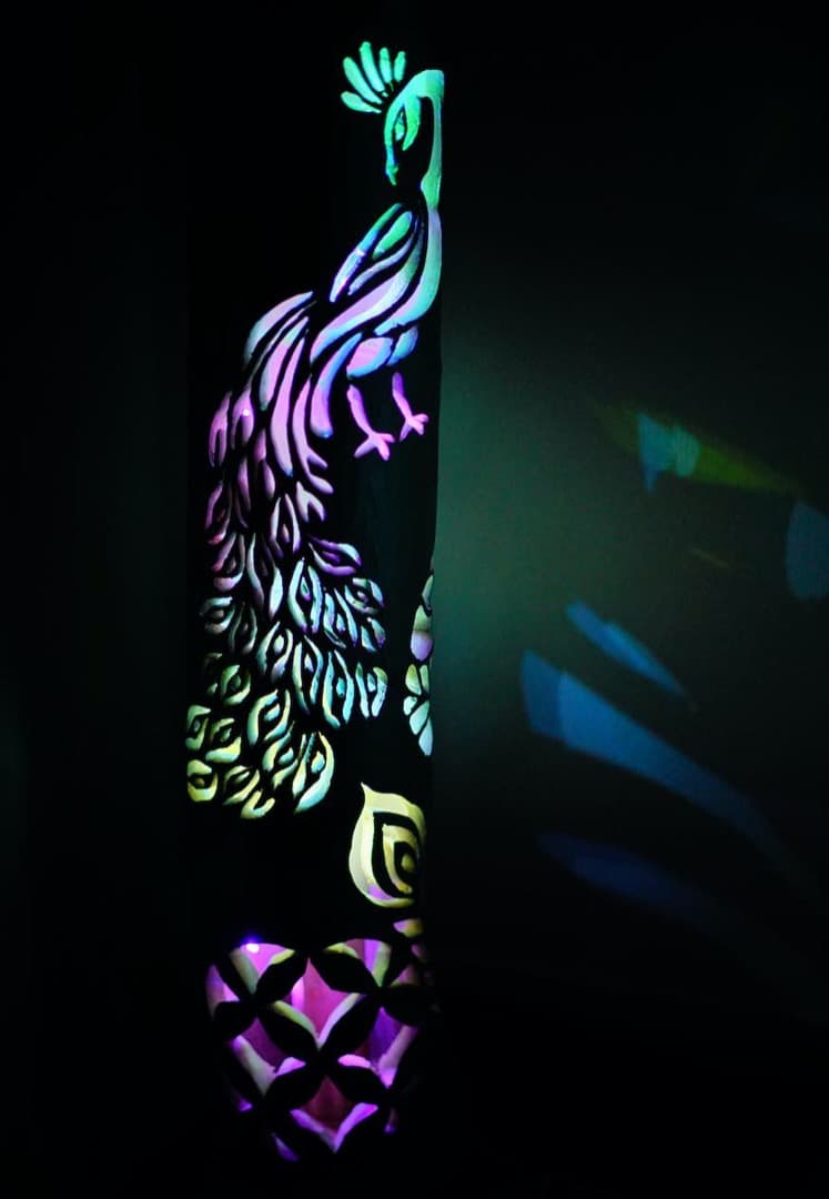 竹灯籠　シルバー　〜〜孔雀〜〜　　揺らぎ炎の灯り　コンセント・電池式両方可