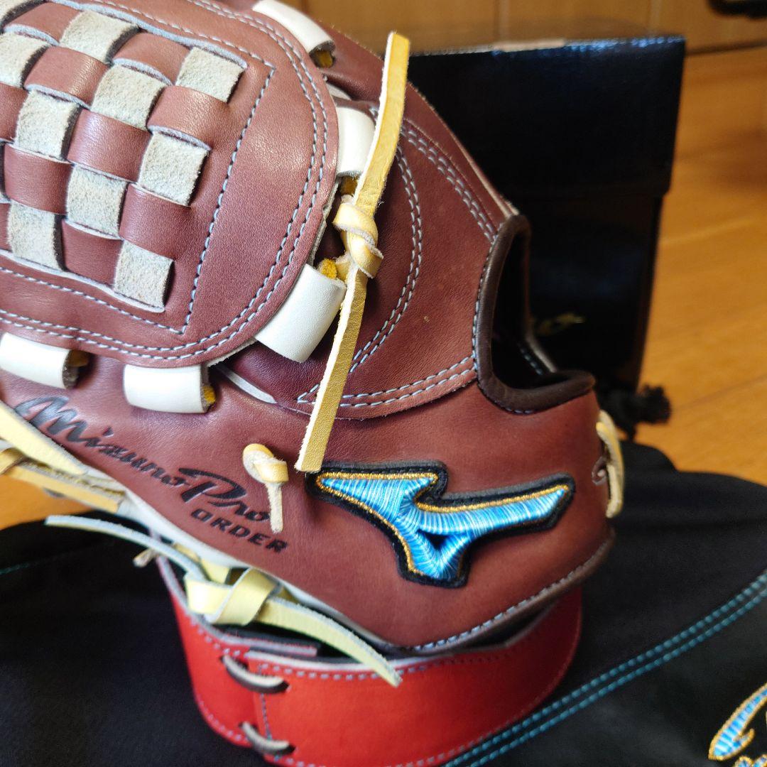 ミズノプロ軟式オーダーグラブ左投げ用AXIモデル