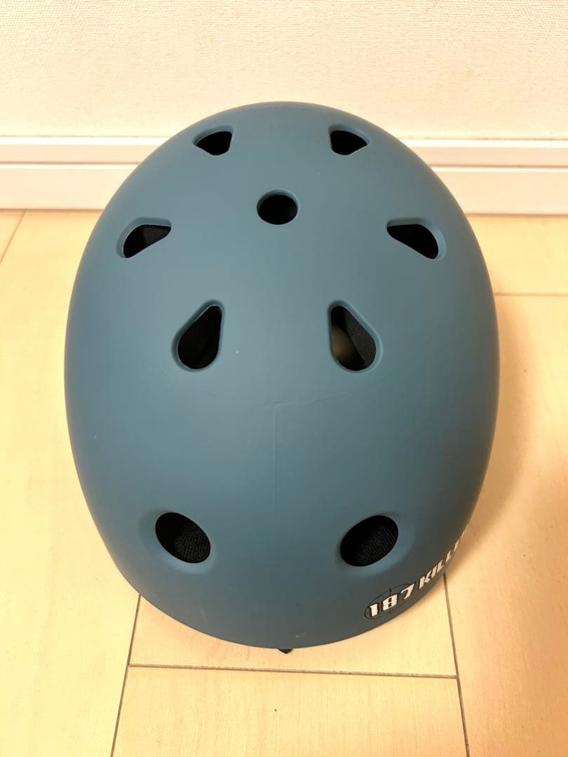 187 KILLER PADS PRO SKATE HELMET S ブルー