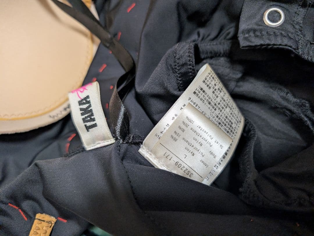 社交ダンスドレス 花柄 黒赤　パーティー　タカダンス　モダンドレス