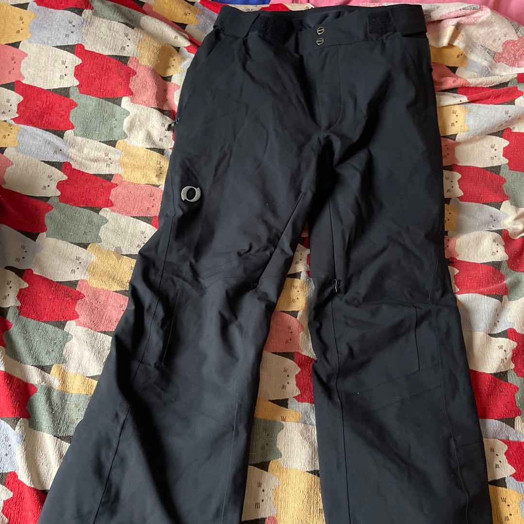 オンヨネ　スキーウェア上下セット