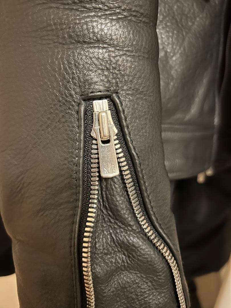 666 ルイスレザー　サイクロンと同じ形式のライダース　Lサイズ