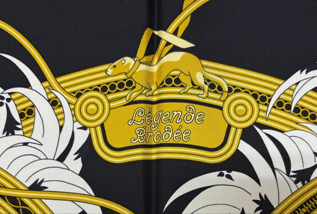 エルメス カレ90 刺繍が織りなす伝説 【未使用試着なし→正規ソルド購入】