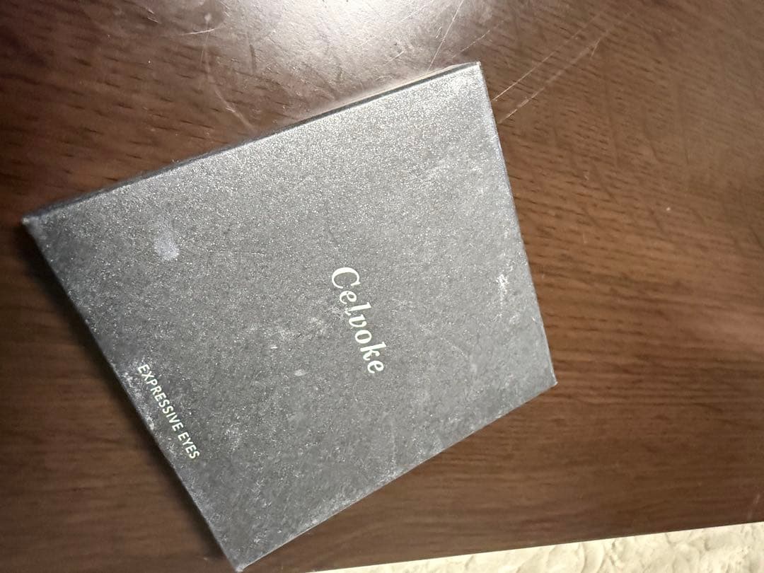 Celvoke Expressive Eyes アイシャドウパレット EX02