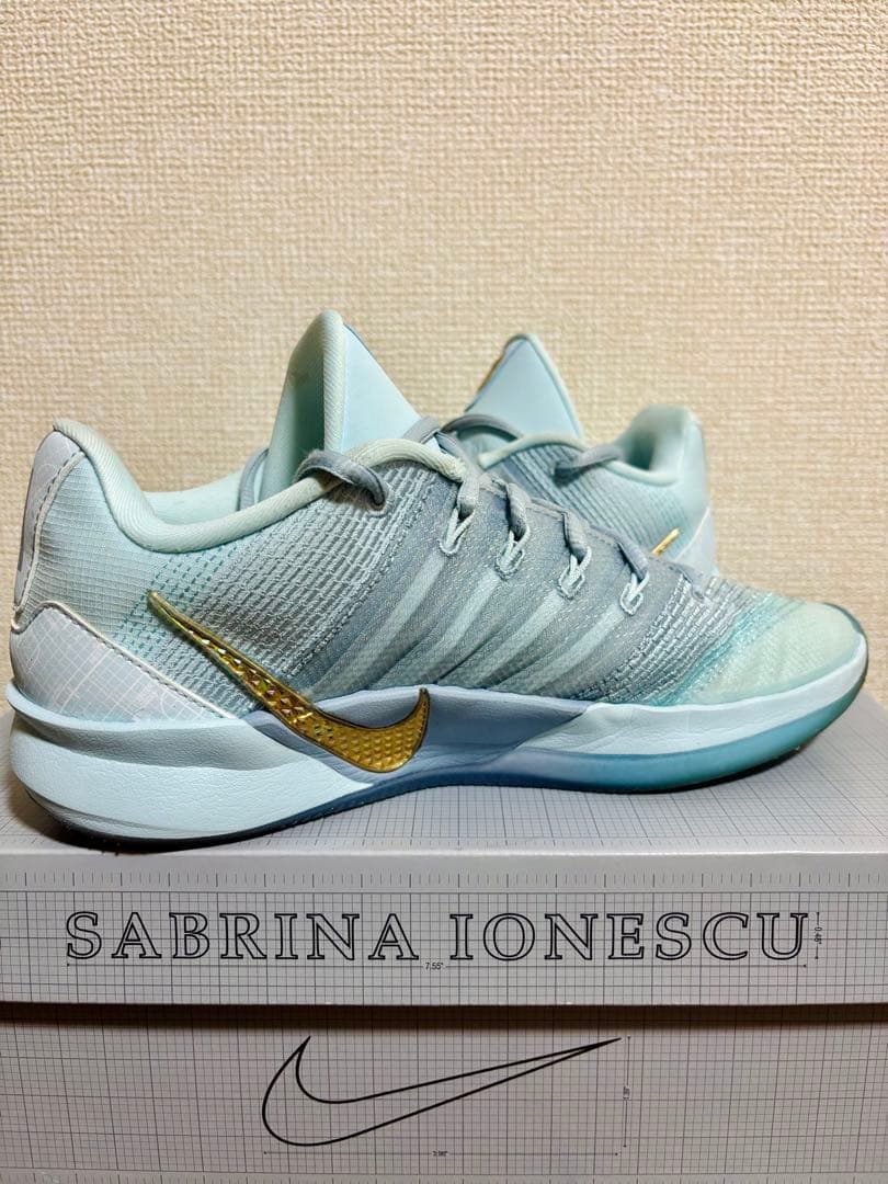 ナイキ サブリナ3