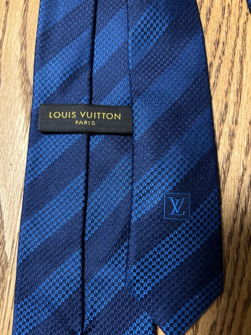 LOUIS VUITTON ネクタイ ネイビー ストライプ