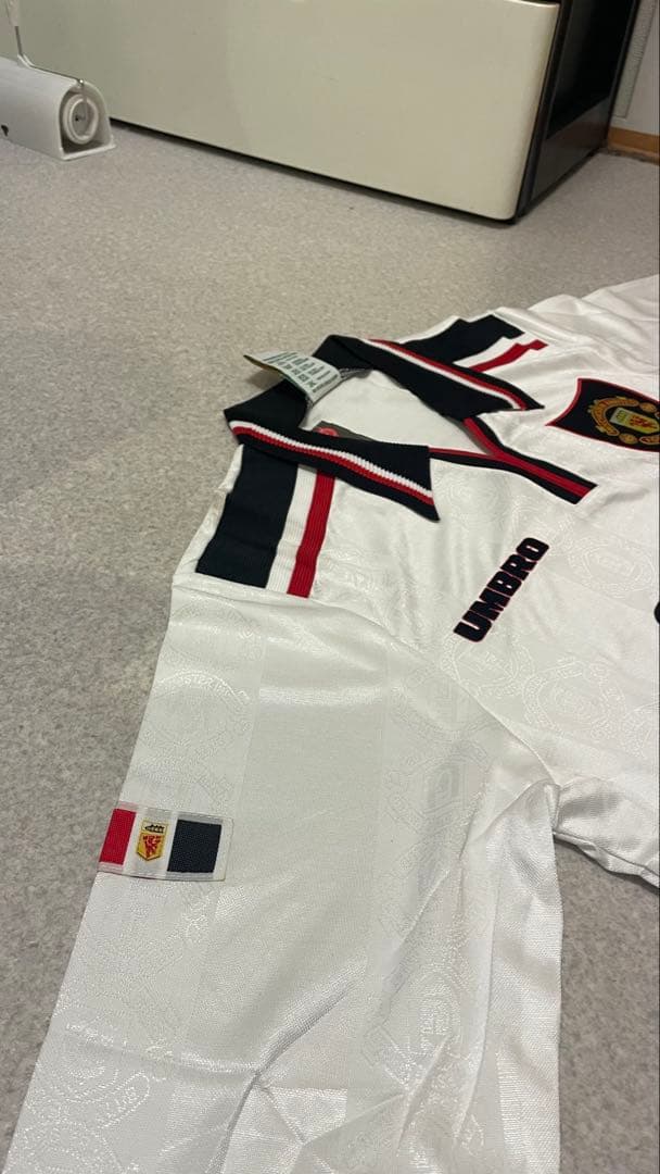 UMBRO マンチェスター・ユナイテッド シャープシャツ