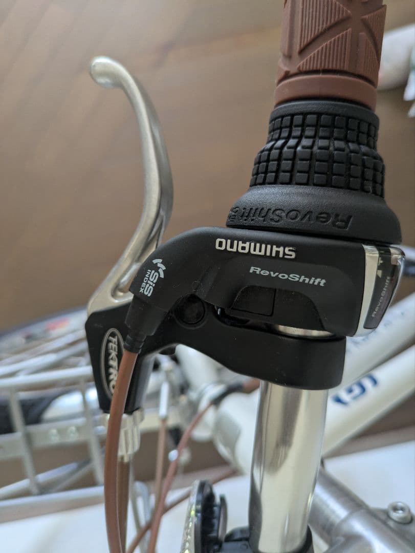 【nue】【22インチ子供用自転車 】ルイガノJ22 Plus ホワイト1