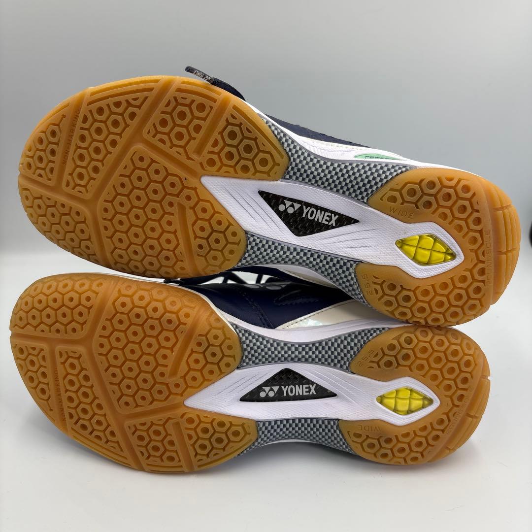 美品✨ヨネックス　パワークッション　65Z WIDE ネイビー　バドミントン