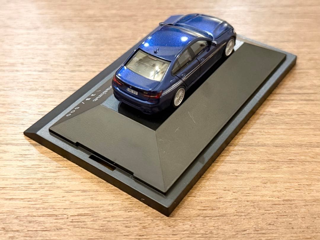 新古品 1/87 アルピナ純正 ヘルパ アルピナ B3 リムジン ブルー