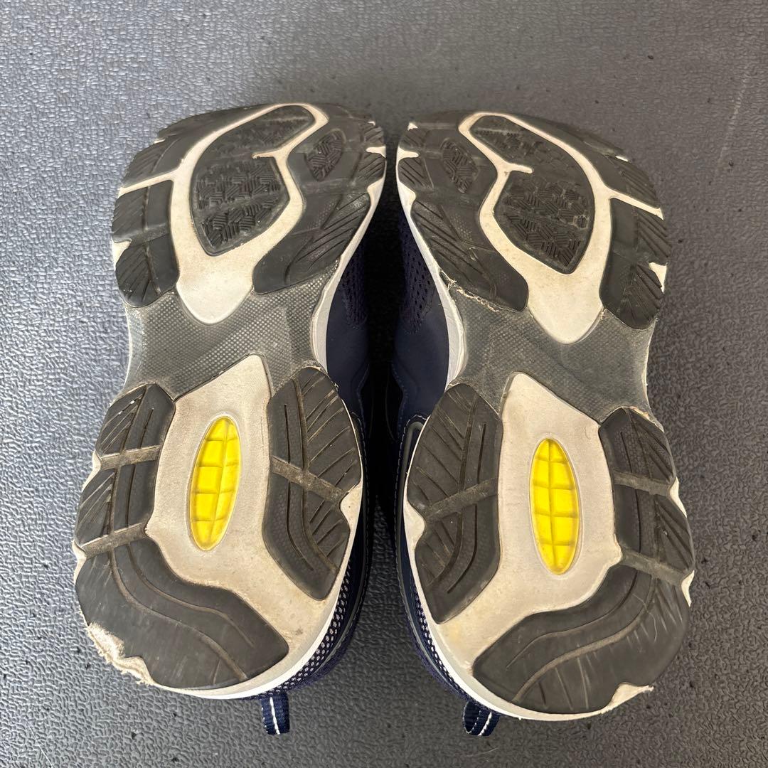 ランニングシューズ YONEX