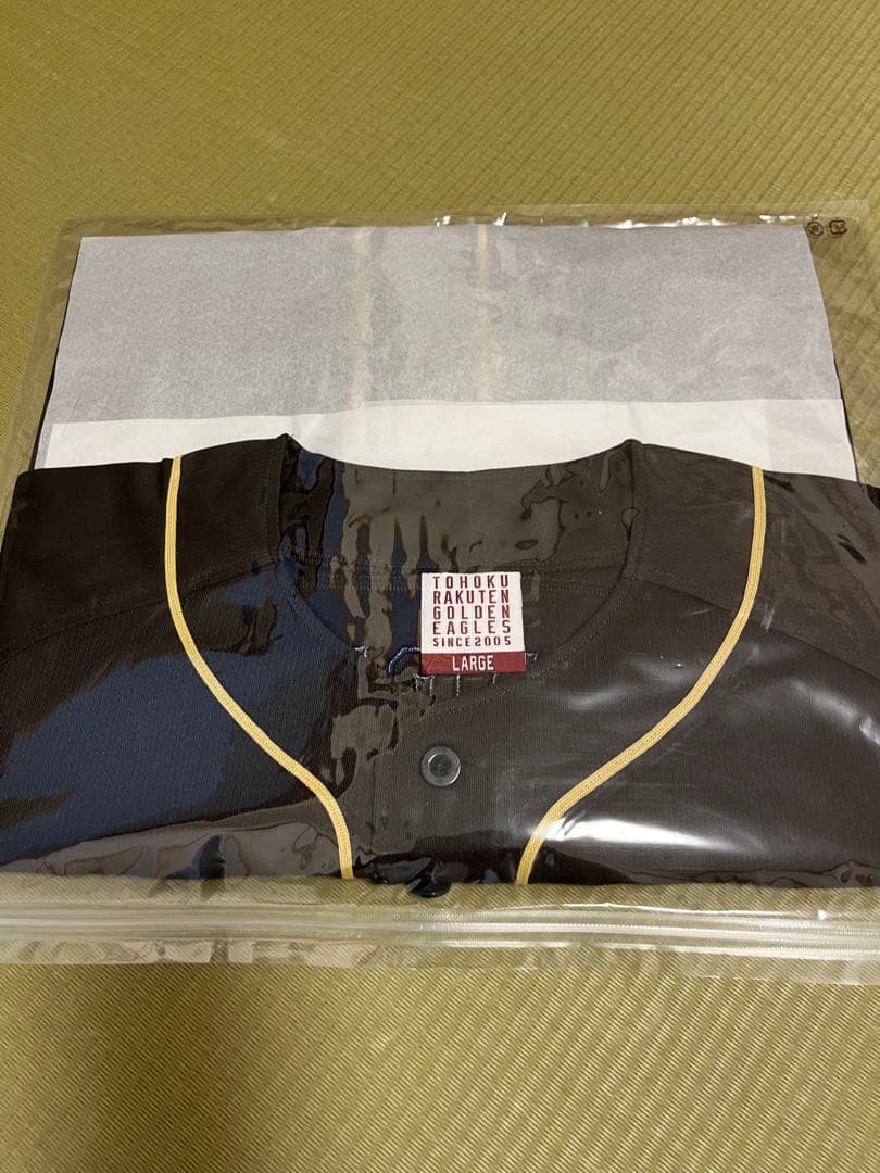 楽天イーグルス #32 中島大輔　ユニフォーム Lサイズ キャップ付き