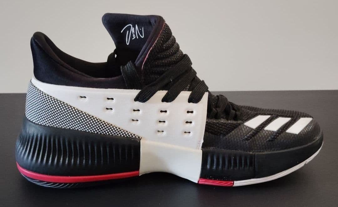 ADIDAS DAME アディダス デイメ