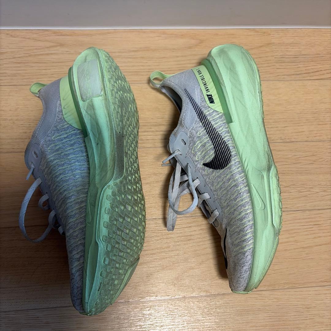 Nike インヴィンシブルラン3 26
