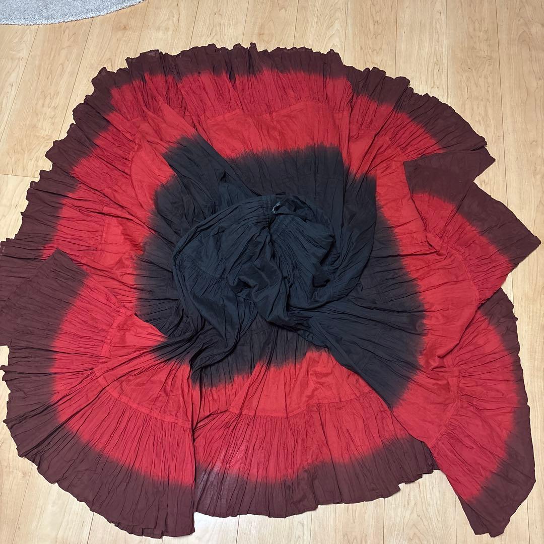 新品未使用　ベリーダンス　ジプシースカート　25ヤード　赤黒のグラデーション