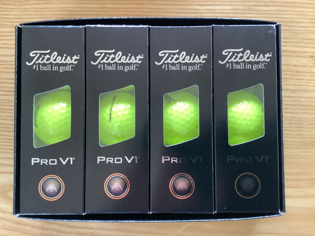 タイトリスト Pro V1 ゴルフボールイエロー
