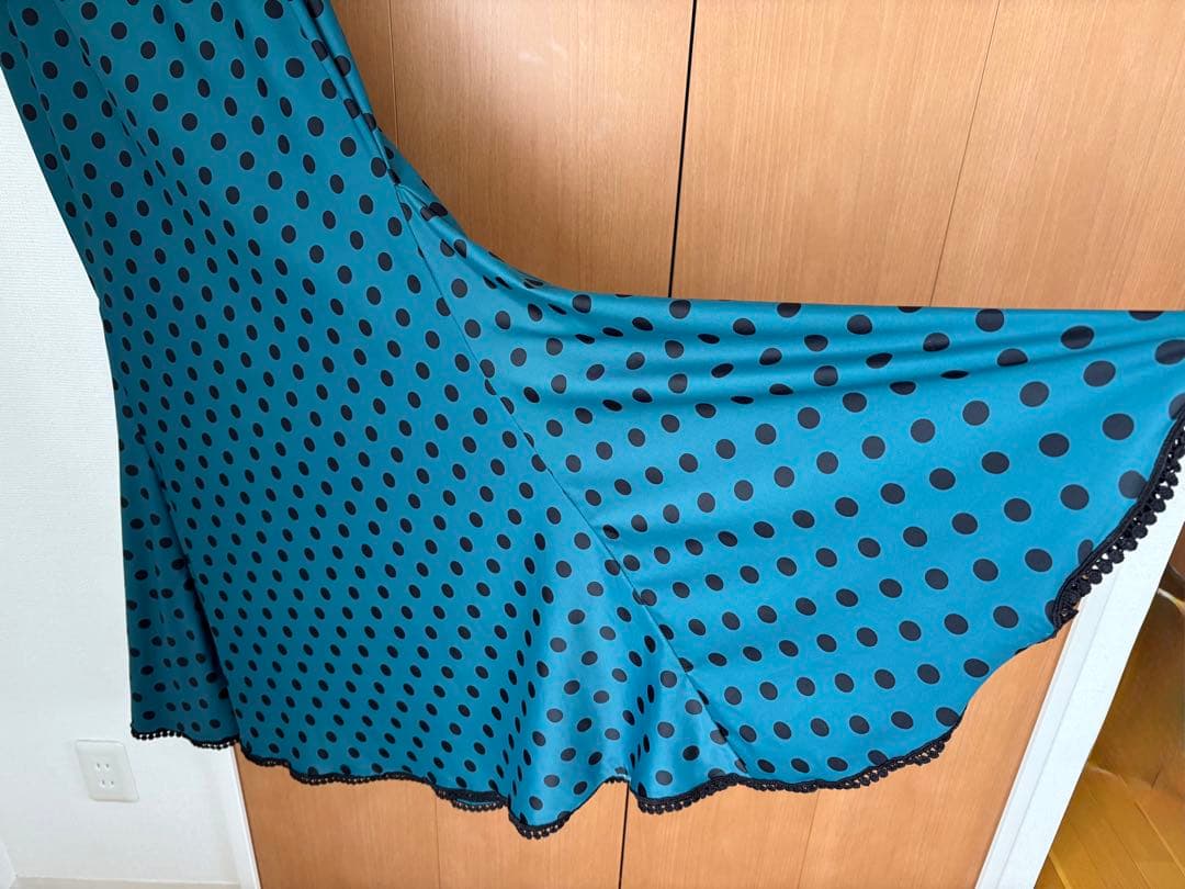 ソニアジョーンズ　フラメンコ レッスンファルダ