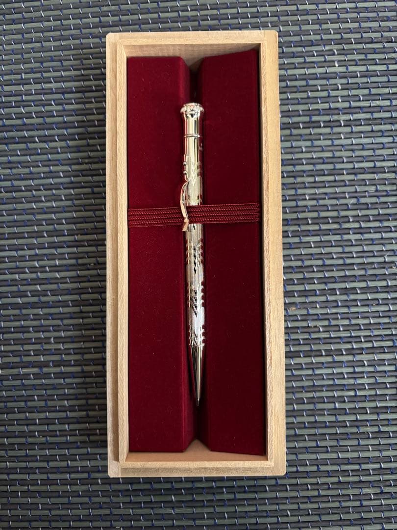 早川式練出鉛筆 シルバー 木製ケース付き