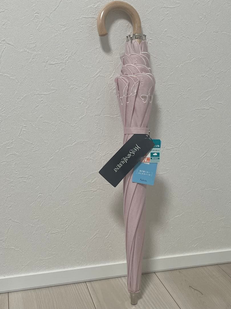 タグ付新品未使用イヴ・サンローラン2段調整可日傘晴雨兼用パラソルピンクハート刺繍