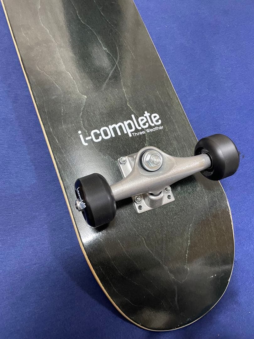 スケボー　ヘルメット　リストガード　3点セット