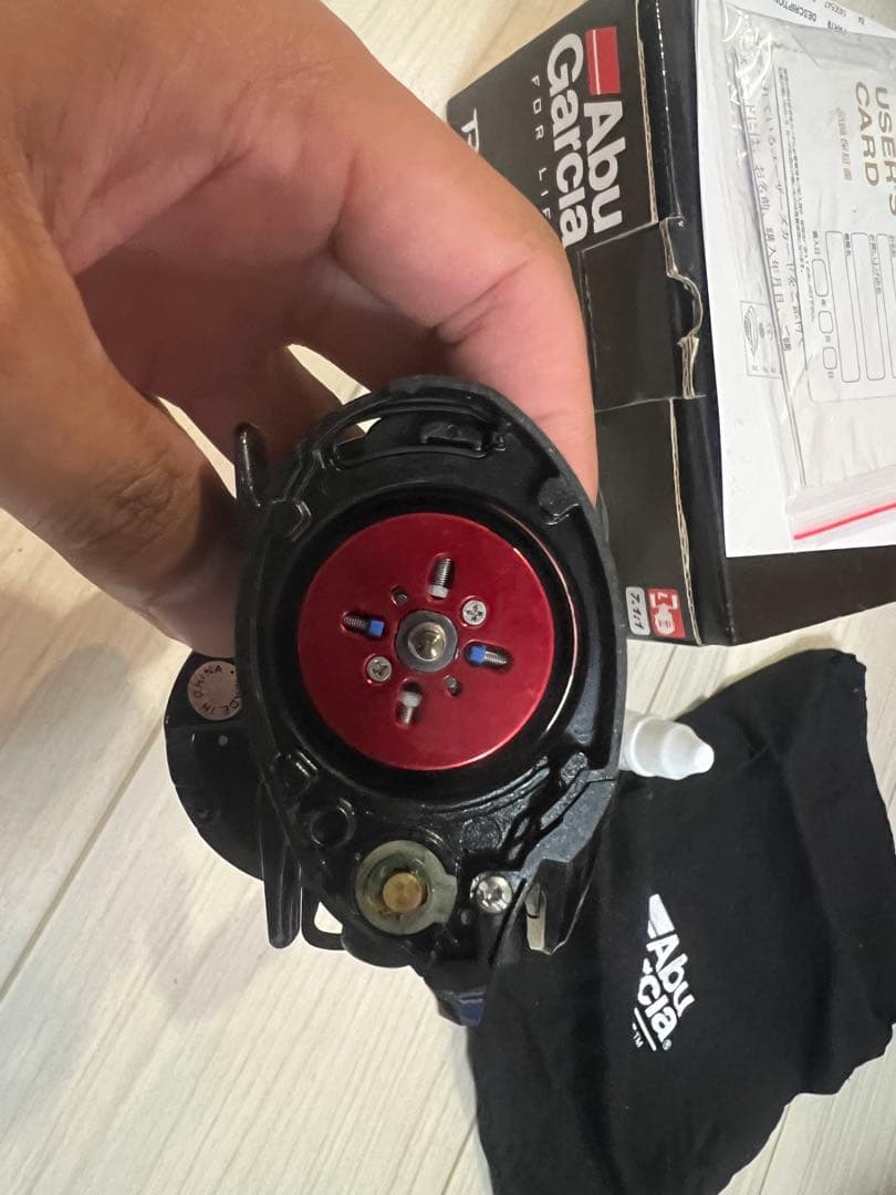 Abu Garcia ROXANI 7-L ベイトリール