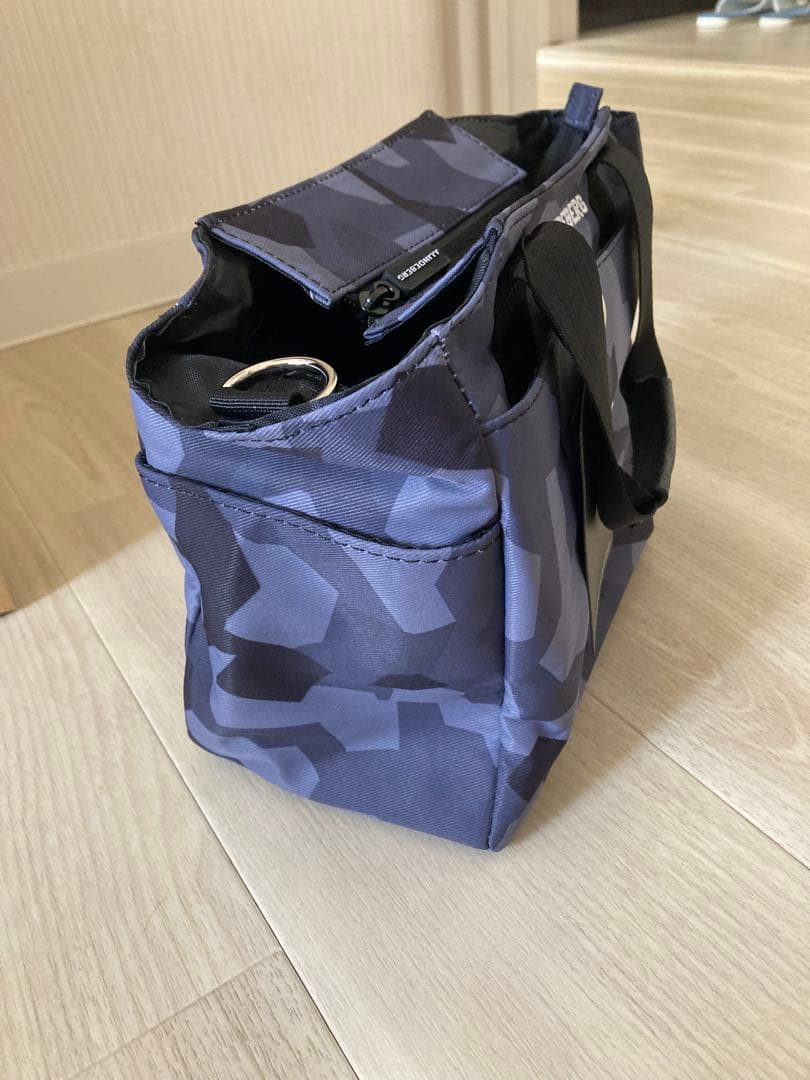 新品J.LINDEBERG カモフラージュゴルフカートバッグラウンドバッググレー