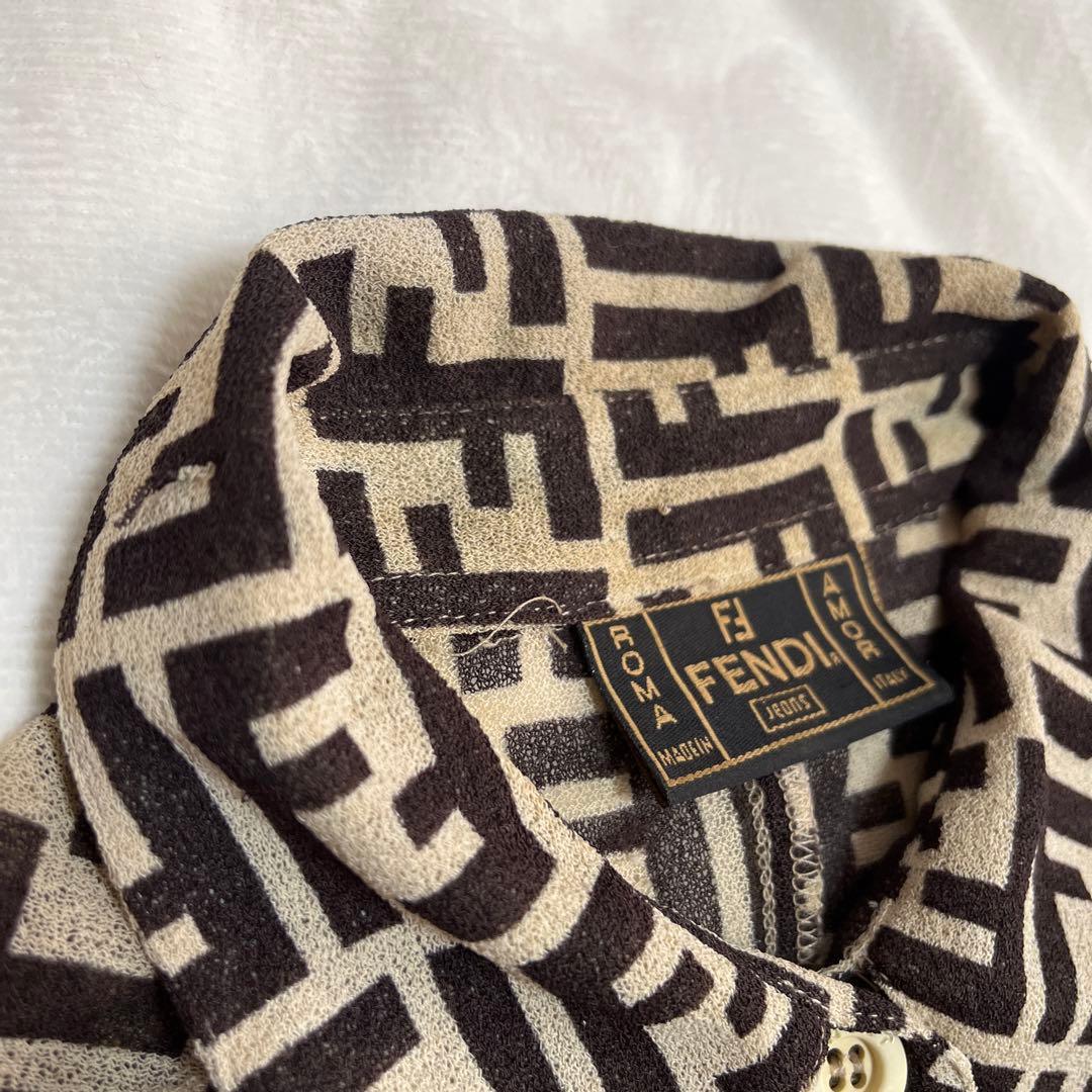 モンブラン✨FENDI フェンディ　薄手長袖シャツ　ズッカ柄　レディース