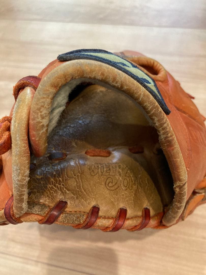 メルカリ市限定品　初代ビューリーグ　ミュータント 軟式グローブ　内野　ミズノ