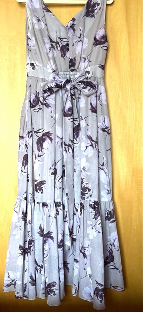 ワンピース herlipto Anemone Cache-Coeur Long Dress