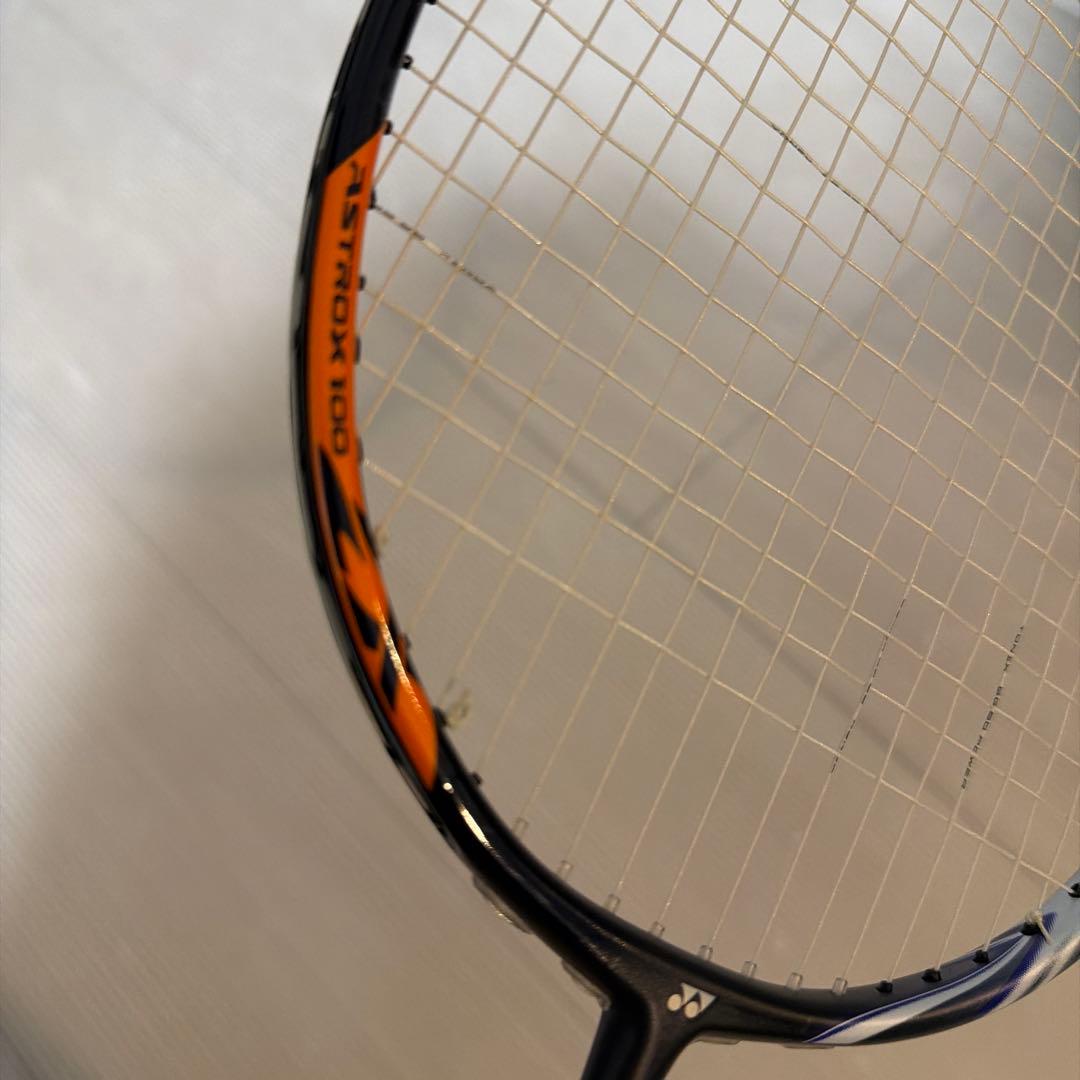 は*ま様 バドミントンラケット ストリング入り