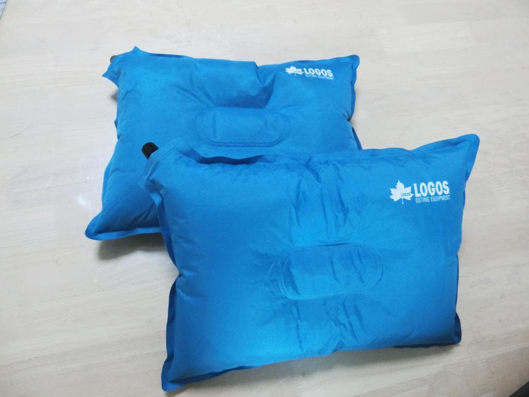 Coleman インフレーターマット　LOGOS 枕　2セット