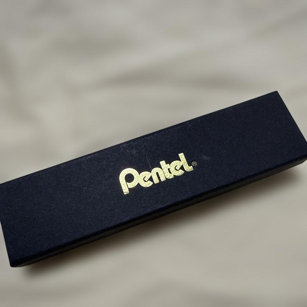 Pentel グラフギア1000 シャープペンシル　韓国限定　レッド