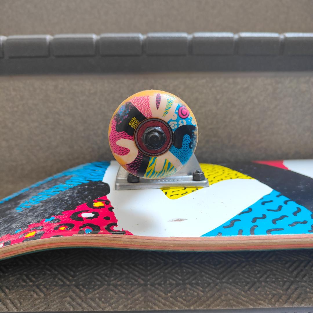 BONESベアリング交換済 スケートボード コンプリート デッキ