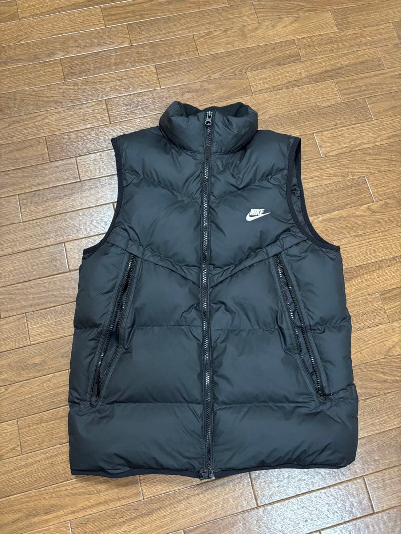 Nike STORM-FIT NIKE ナイキ　ダウンベスト